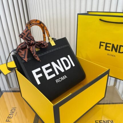FENDI Tote bag canvas Black/White/Dark Green Size: 25*22cm