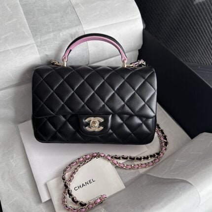 Chanel cf mini chain shoulderbag  size: 20cmx13cmx9cm