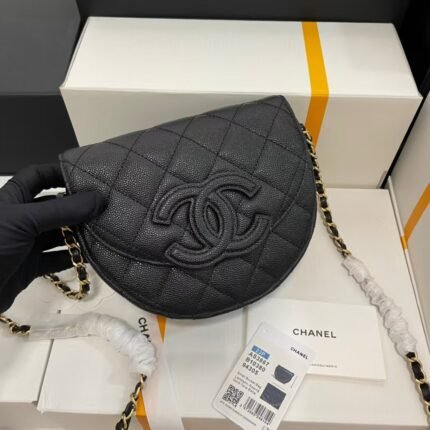 chanel 23p size:19*15*7cm Model:as3867