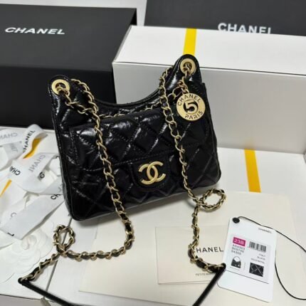 chanel 23b size: 17*19*6cm, 21.5*22*7cm