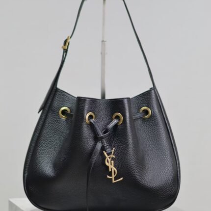 paris vii grained leather small hobo bag Cowhide drawstring closure Size:30x25x3cm Model:796626