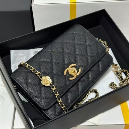 chanel 23k camellia woc size:19cm Model:96024