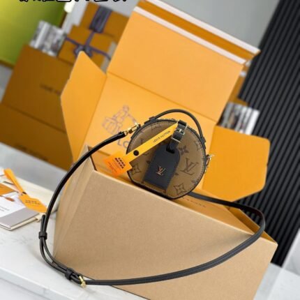 LV boite chapeau mini bag Model:m68276 Size:13x12x6.5cm