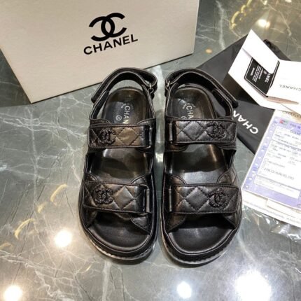 Chanel Velcro sandals leather size: 35-40(41 can be customized) note shoes size when you fill shipping address
