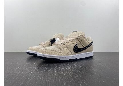 Nike SB Dunk Low Albino & Preto