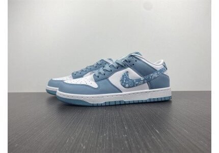 Nike Dunk Low ?Blue Paisley?