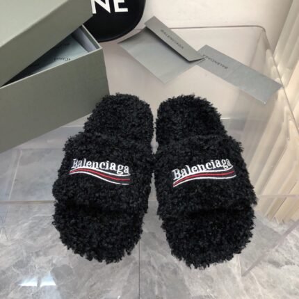 Balenciaga Coke embroidered twill cotton slippers size: 35-45 note shoes size and color which you want when you fill shipping address