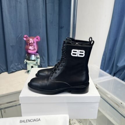 Balenciaga round toe button ankle boots cowhide size: 35-3940.41customizednote shoes size when you fill shipping address