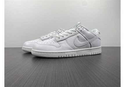 Nike Dunk Low Triple White
